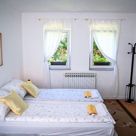 Lalic Rooms SJJ Exteriör bild