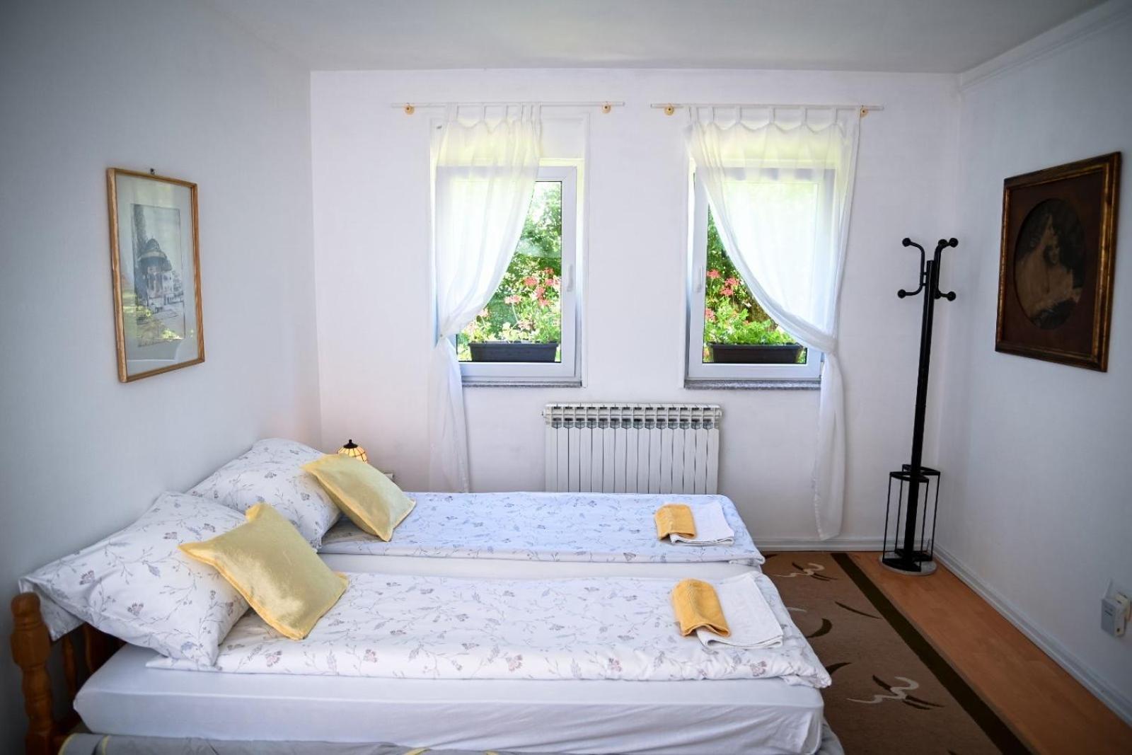 Lalic Rooms SJJ Exteriör bild